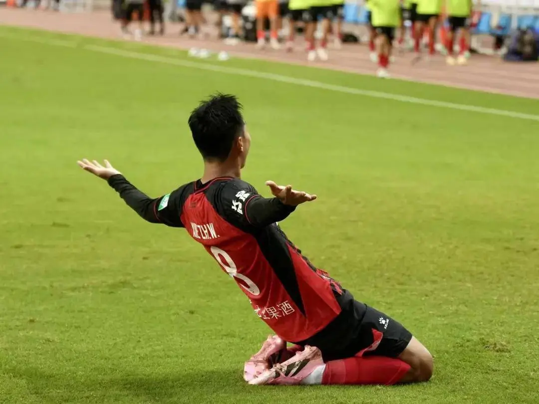 中甲联赛第, img, 领头羊