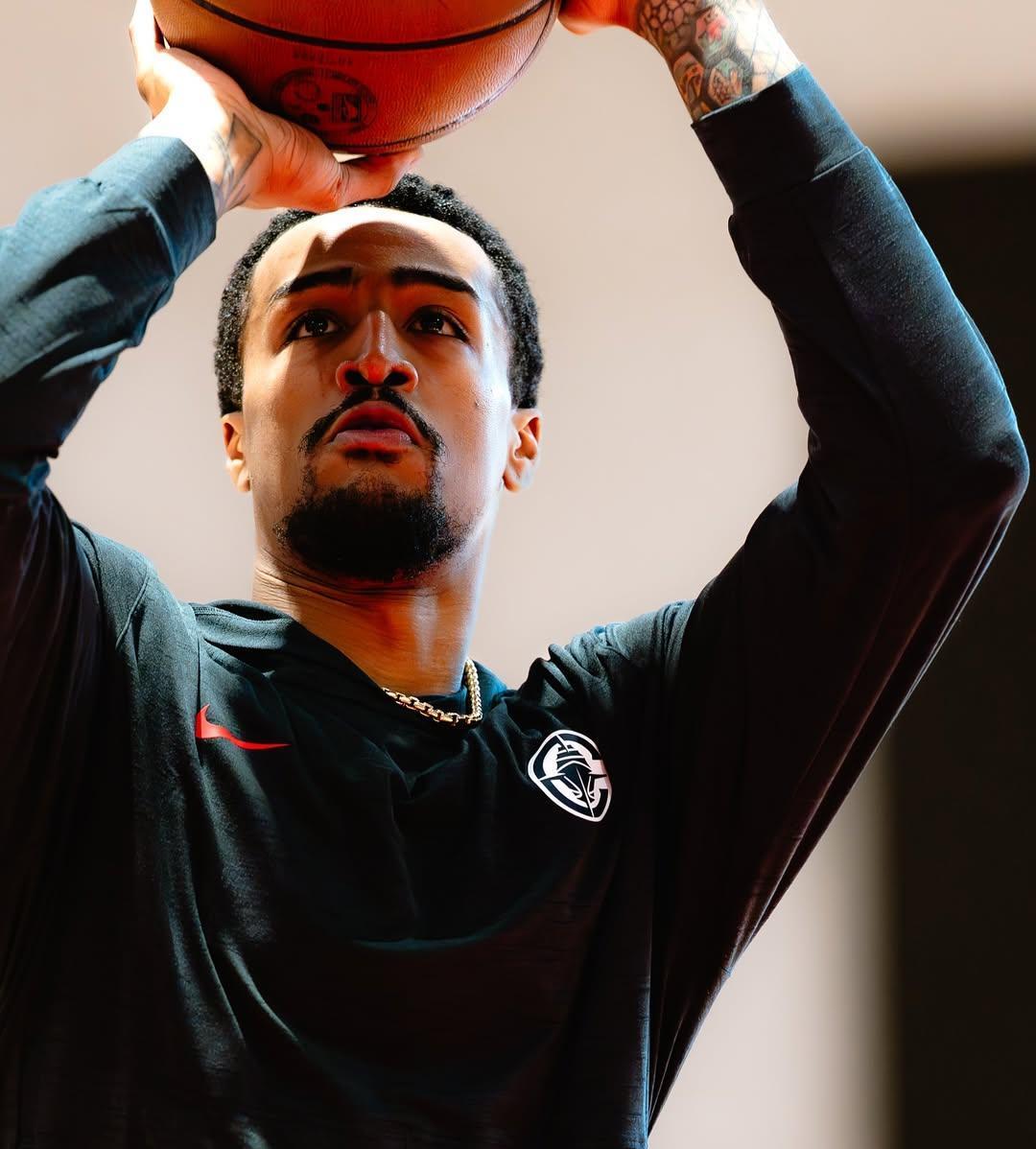 小卡卷入了, msn, 相梦回火箭