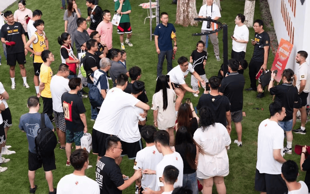 现场氛围十, 江苏男篮球, src