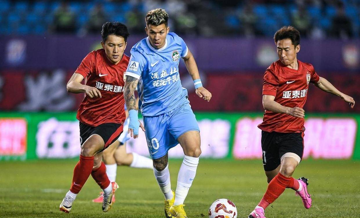 聪明, 能甩开亚泰 聪明, 能甩开亚泰